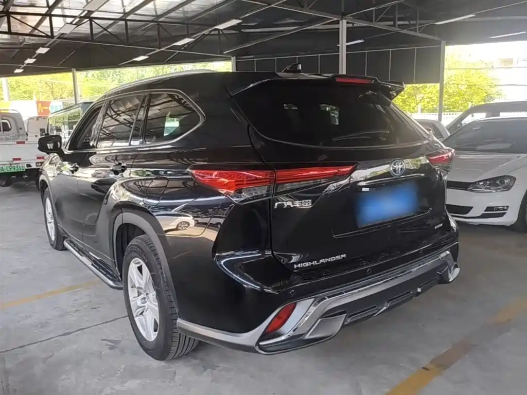 Toyota Highlander 2022 Dual Engine 2.5L AWD Elite 7-Seater фото 5