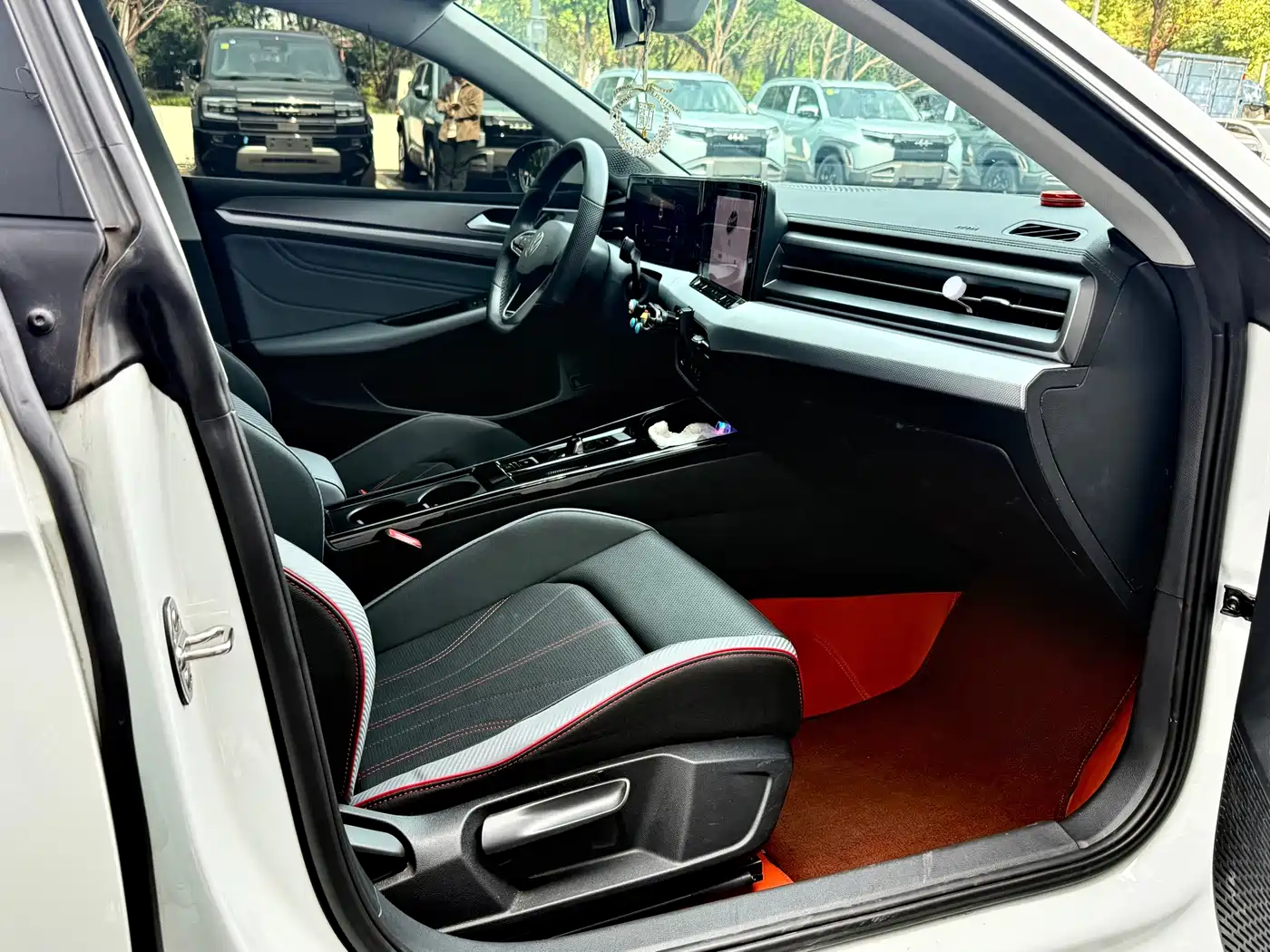Volkswagen Lamando 2022 Lamando L 280TSI DSG Sporty Edition фото 11