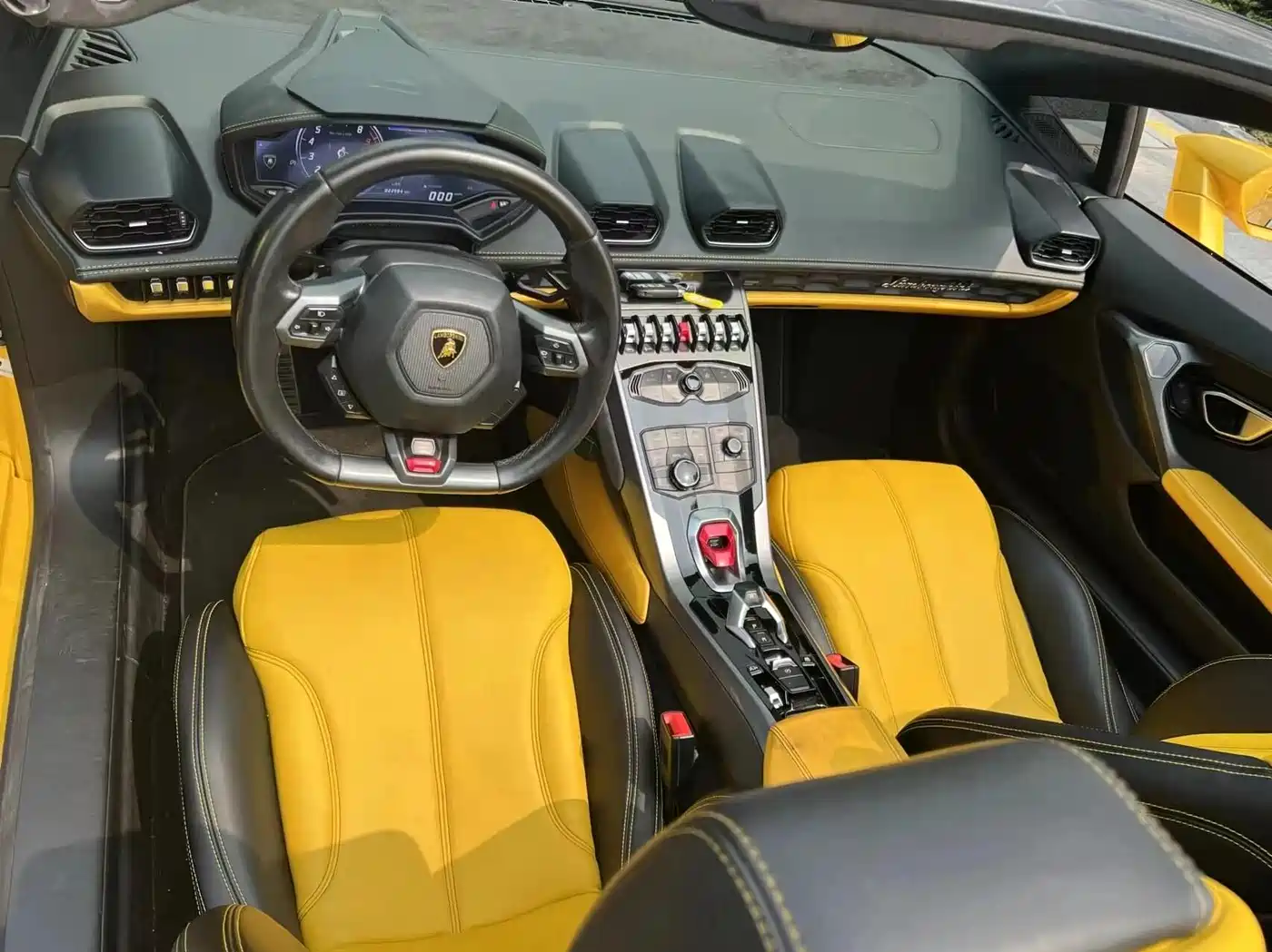 Lamborghini Huracán 2017 Huracán RWD Spyder фото 6