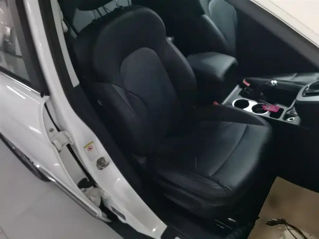 Haval H6 2017 Facelift Blue Label Sports Edition 1.5T Automatic 2WD Luxury фото 25
