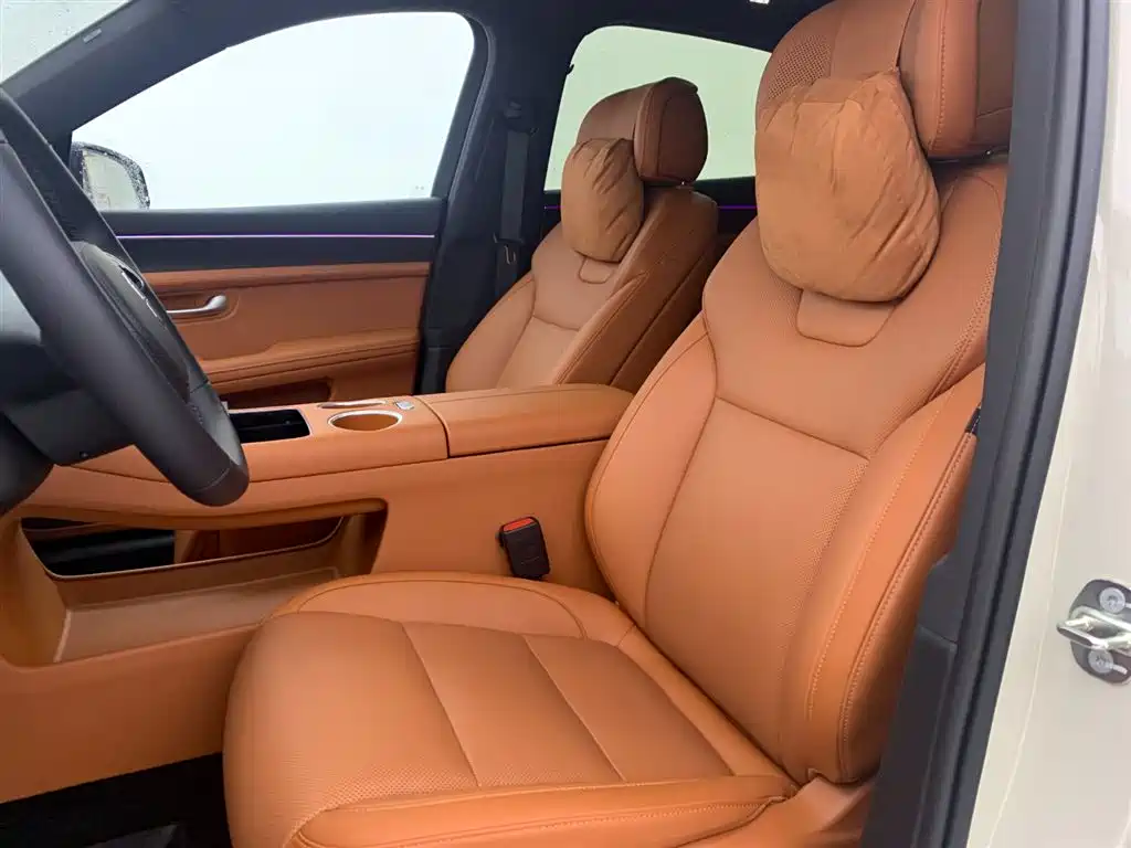 AITO Wenjie AITO M5 2025 Extended Range Ultra AWD фото 11