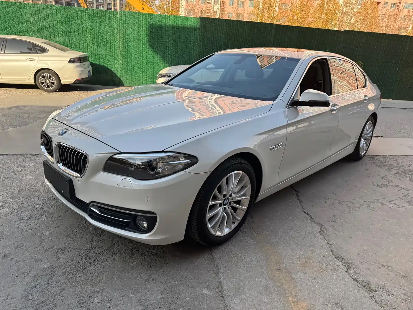 BMW 5 Series 2017 525Li Luxury Design Package