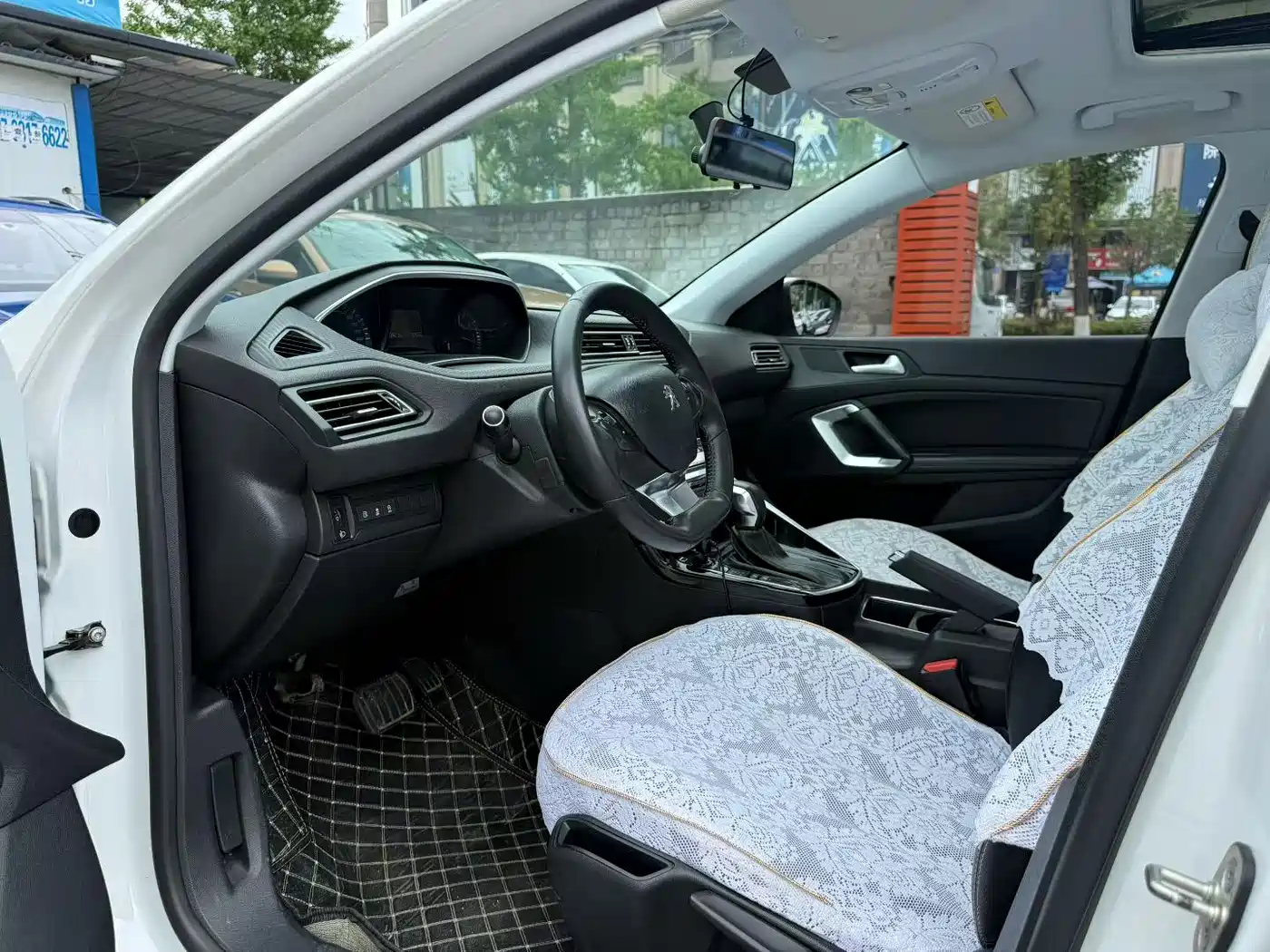 Peugeot 308 2018 2018 1.6L Auto Luxury Edition
