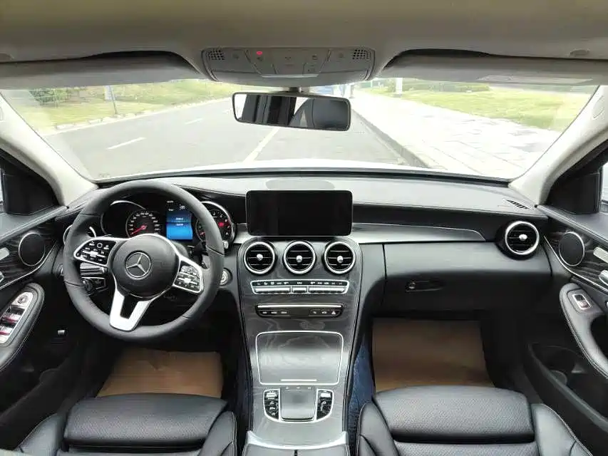 Mercedes-Benz C-Class 2019 Facelift C 260 L Sport фото 4