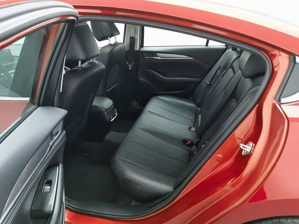 Mazda Atenza, миниатюра 15