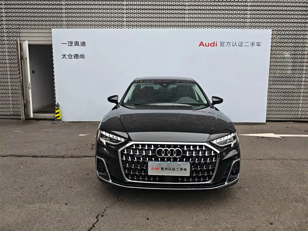 Audi A8 2024 Model A8L 50 TFSI quattro Premium Selection