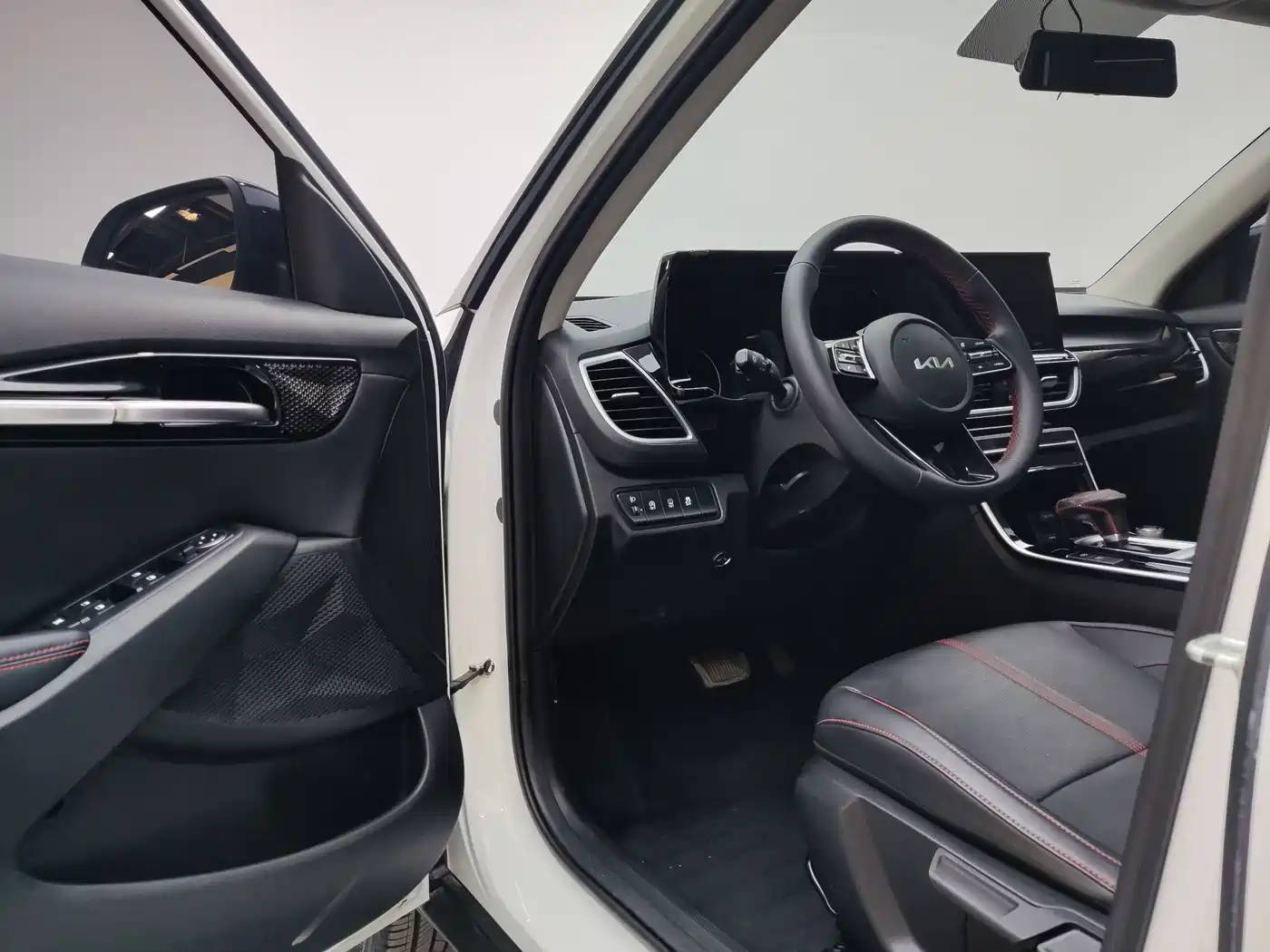 Kia KX3 Smart Run 2021 1.5L CVT Fashion Edition фото 9