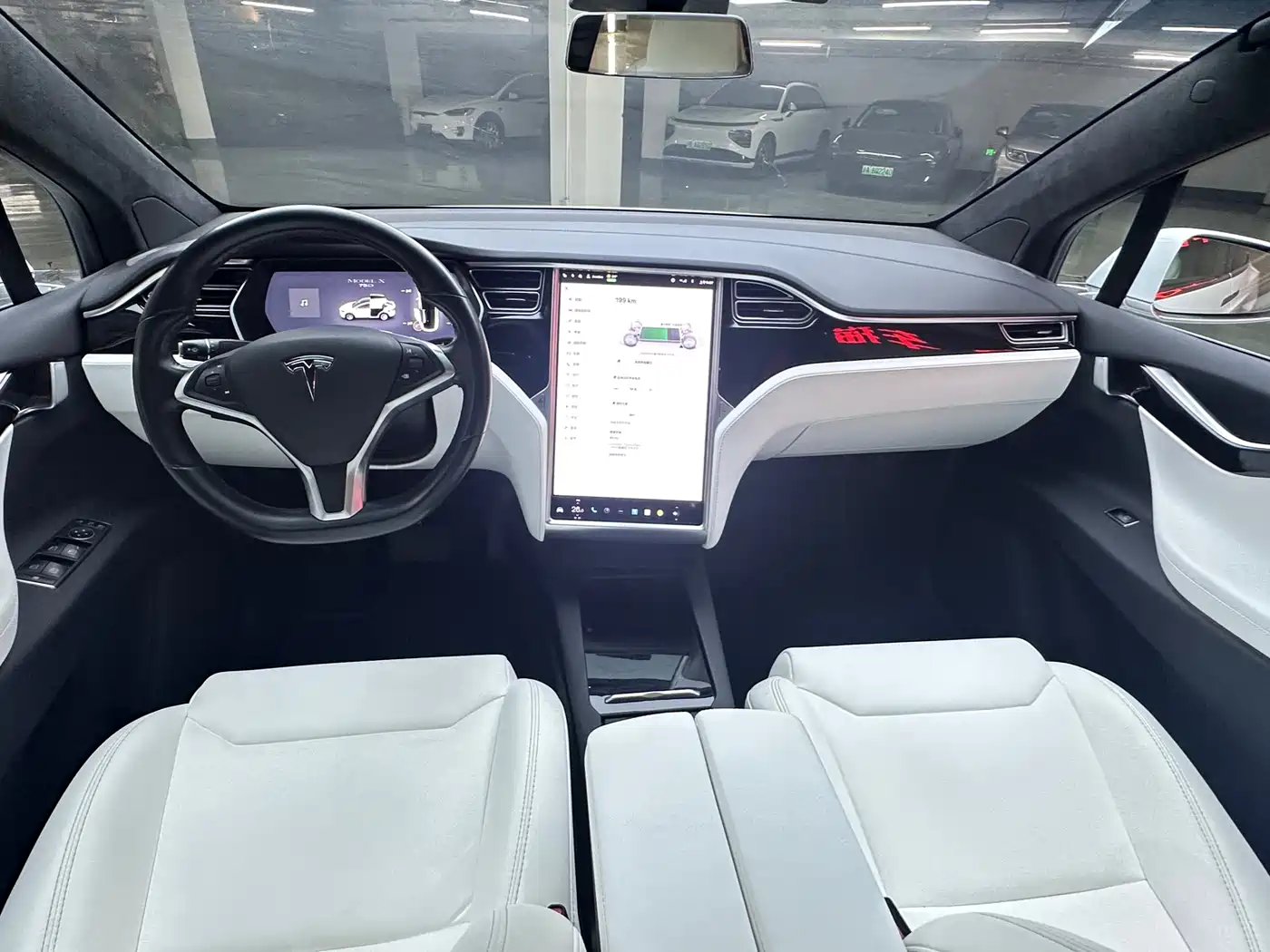 TESLA MODEL X