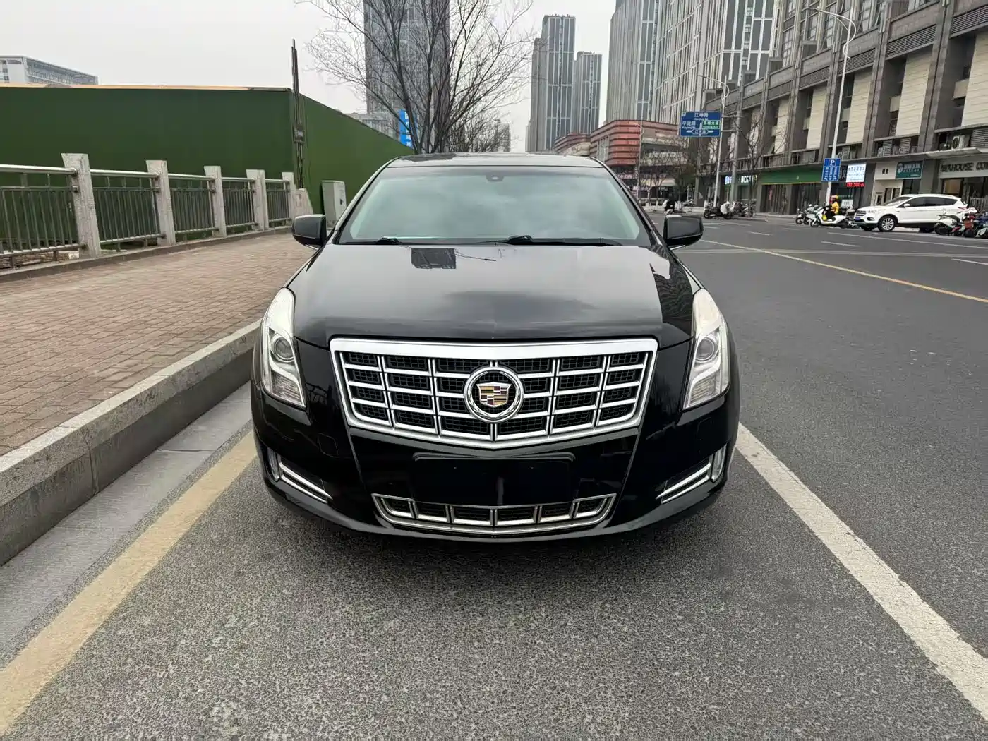 Cadillac XTS 2013 28T Luxury фото 2