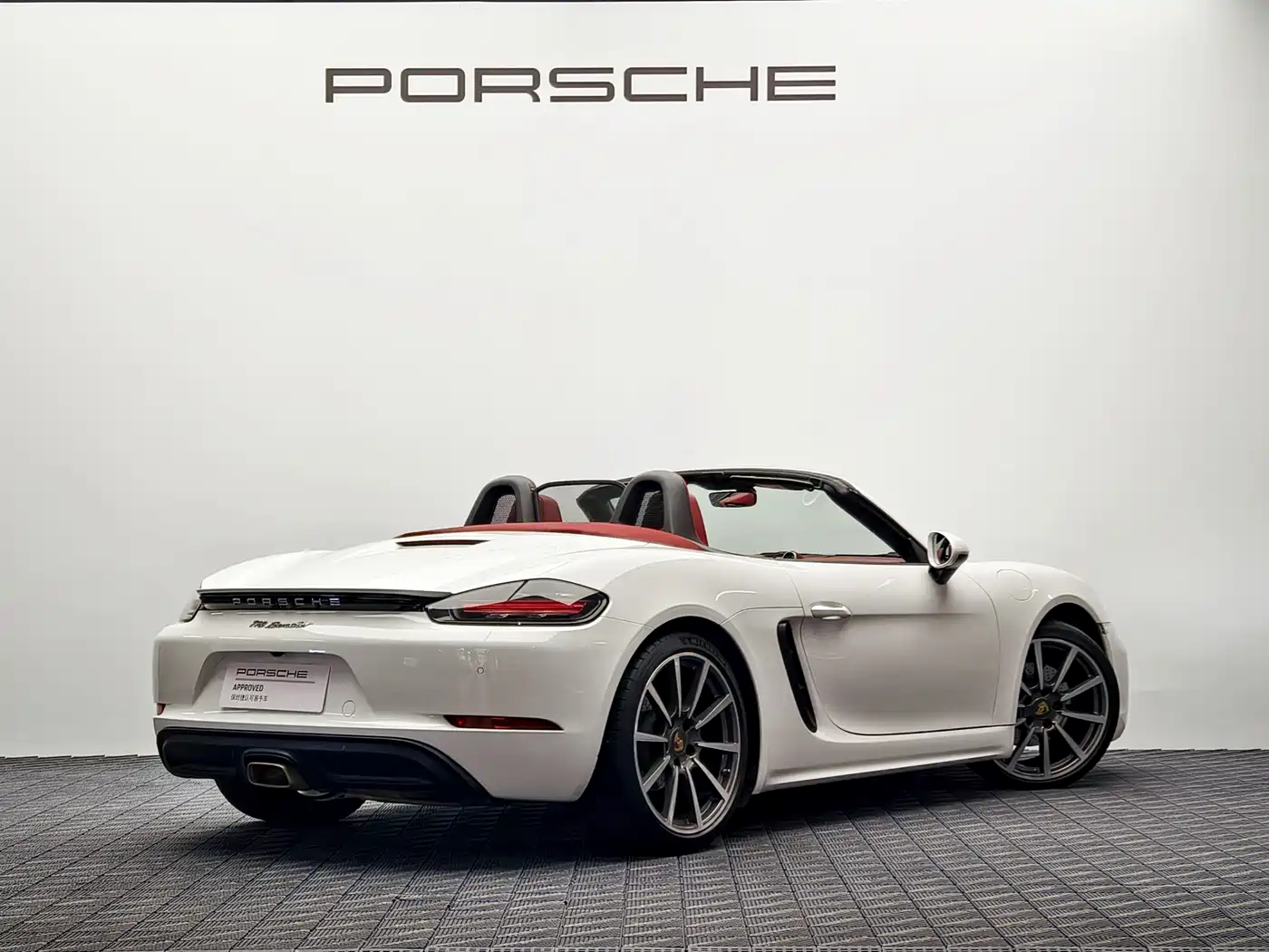 Porsche 718 фото 2