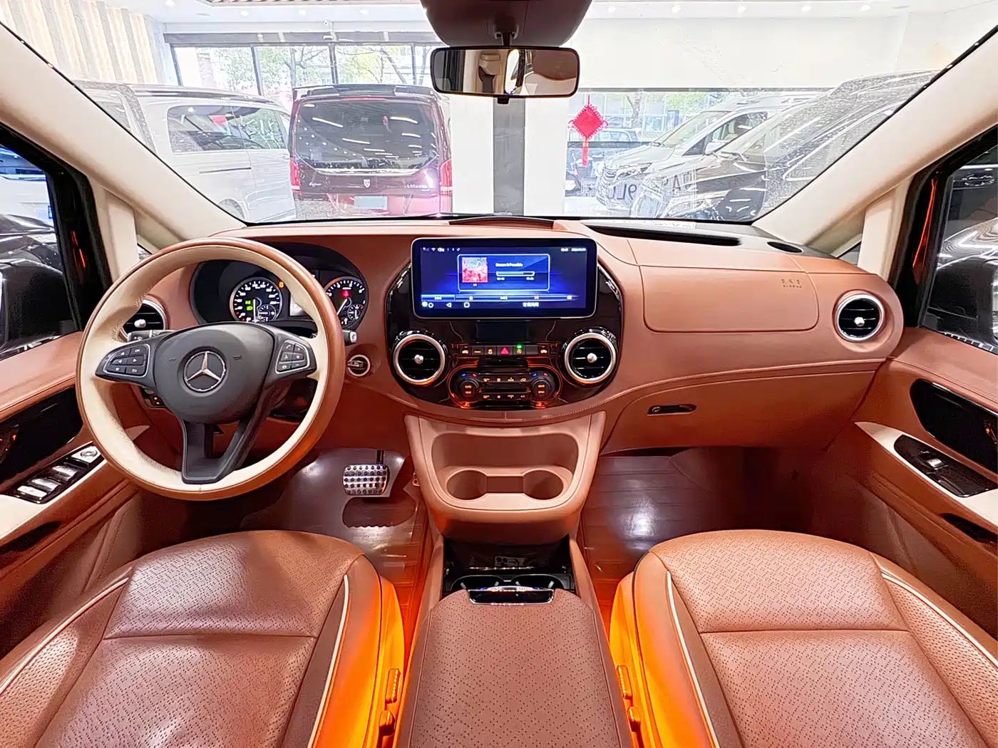Mercedes-Benz Vito 2020 2.0T Business Edition (7-seater) фото 6