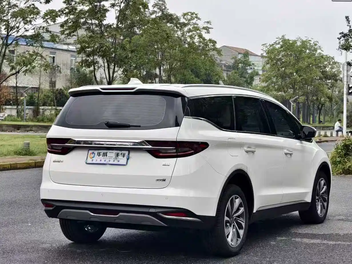 Фото 5 - Geely Jiaji