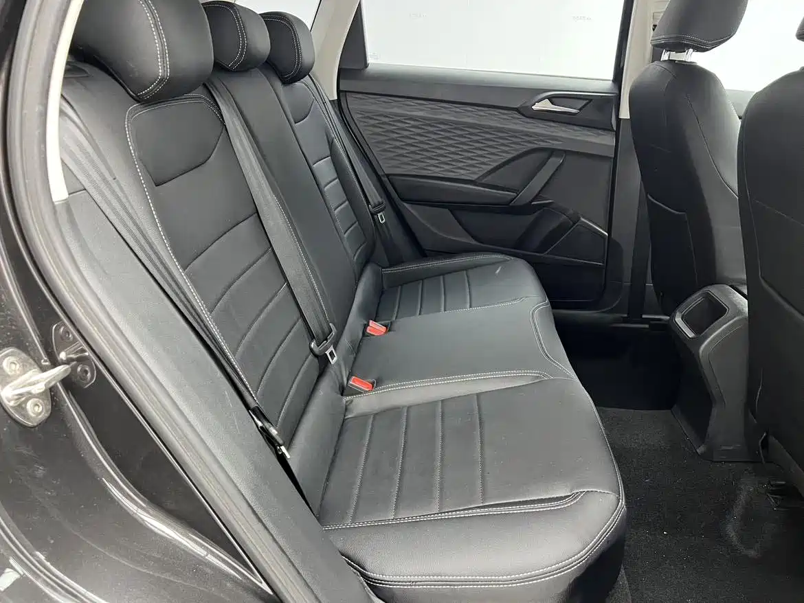 Volkswagen Tharu 2022 280TSI 2WD Trend фото 7