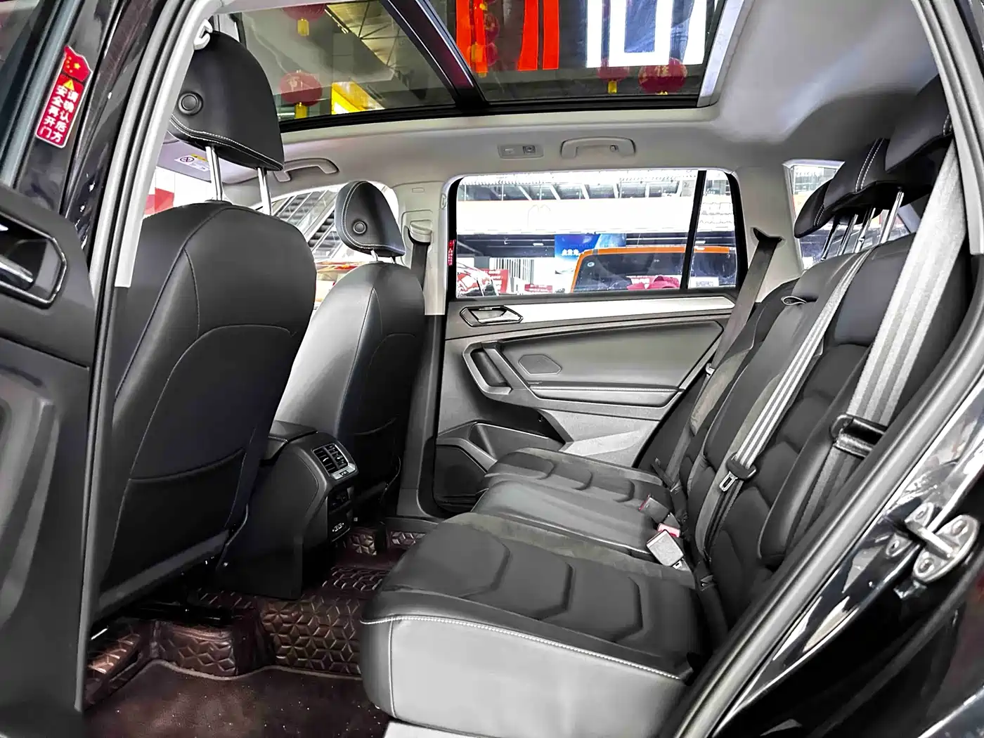 Volkswagen Tiguan L 2020 330TSI Auto 2WD Panorama Comfort China VI фото 8