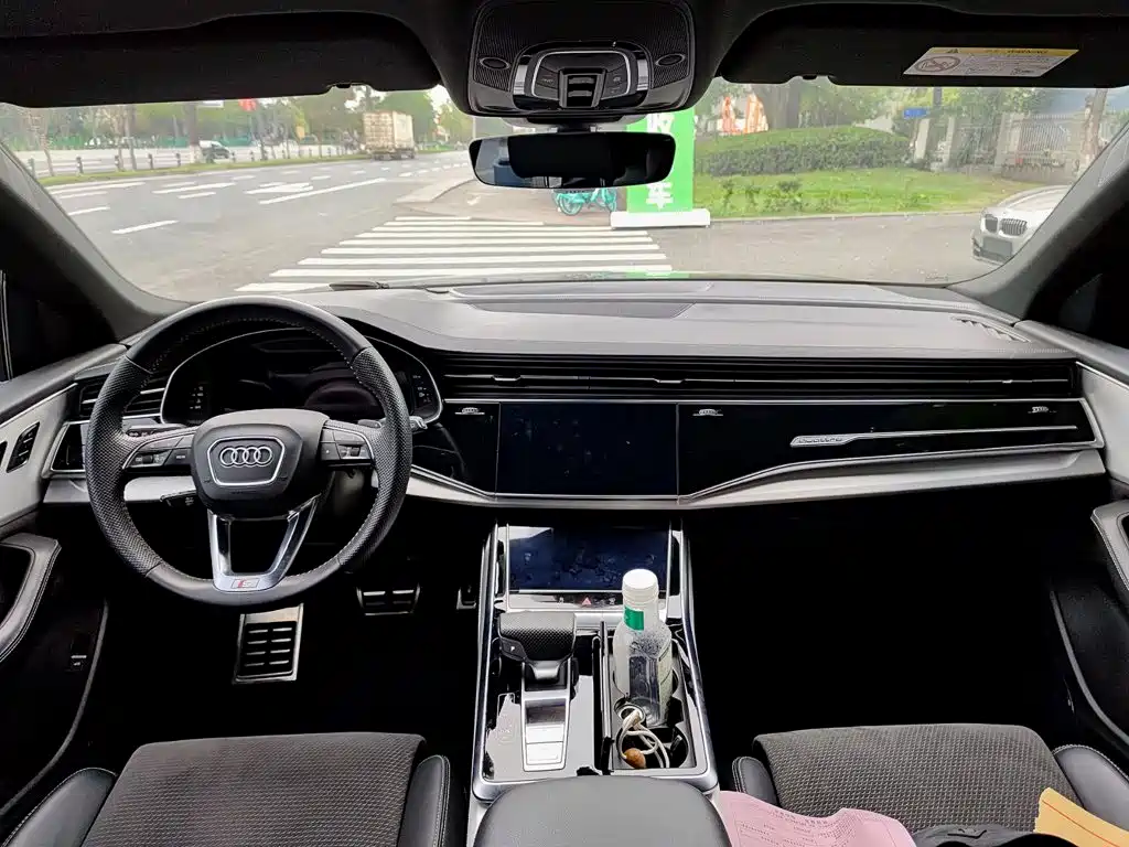 Audi Q8 2020 2019 55 TFSI Premium Dynamic