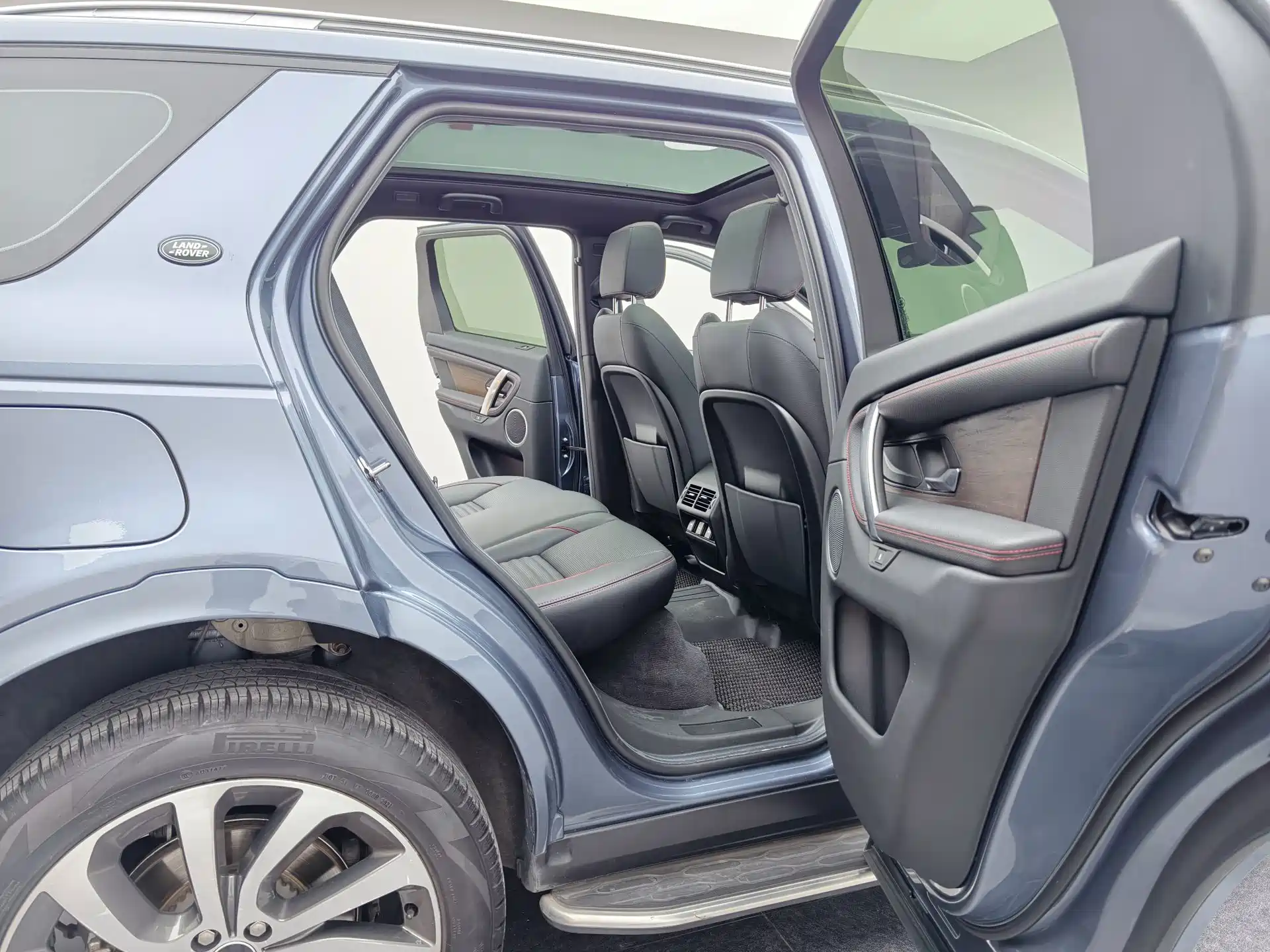 Фото 20 - Land Rover Discovery Sport
