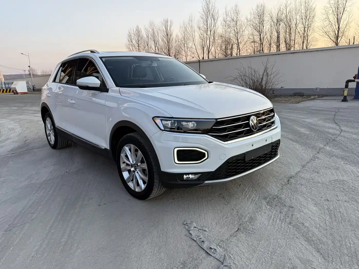 Volkswagen T-ROC 2022 280TSI DSG 2WD Elite PLUS фото 3
