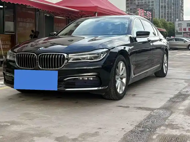 BMW 7 SERIES