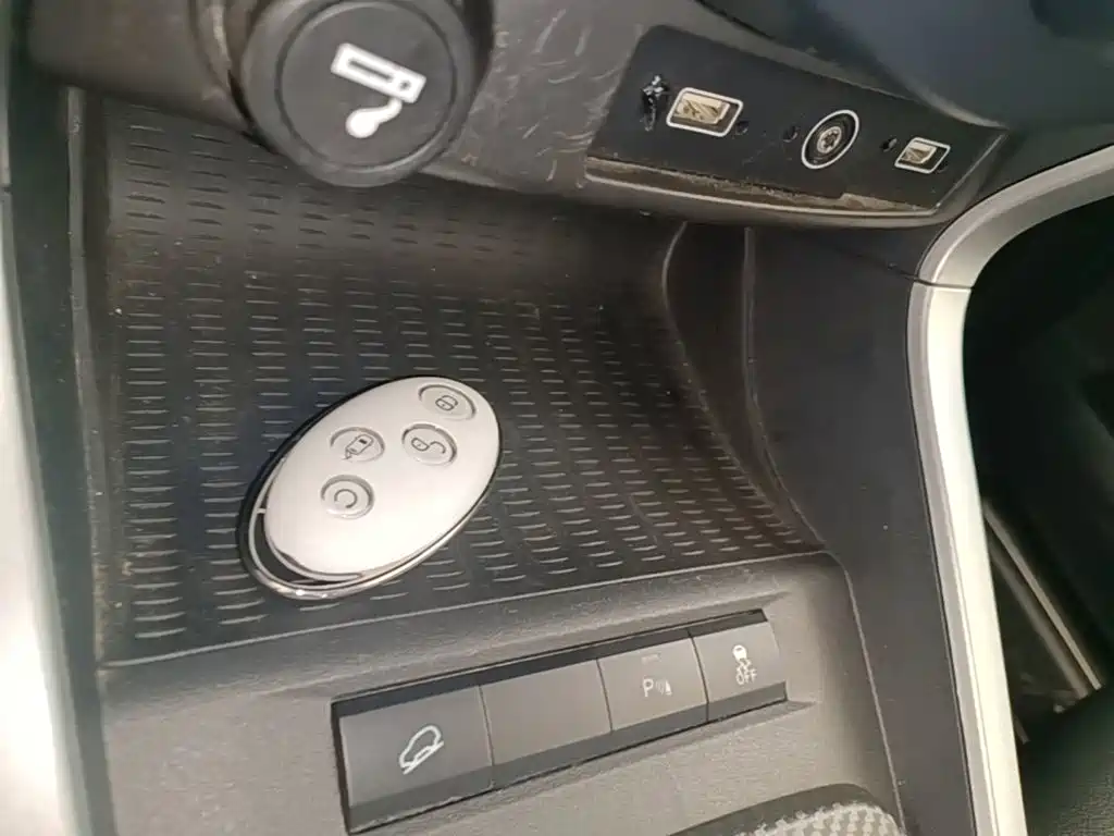 BYD Yuan 2017 2017 1.5L Auto Cool Connect