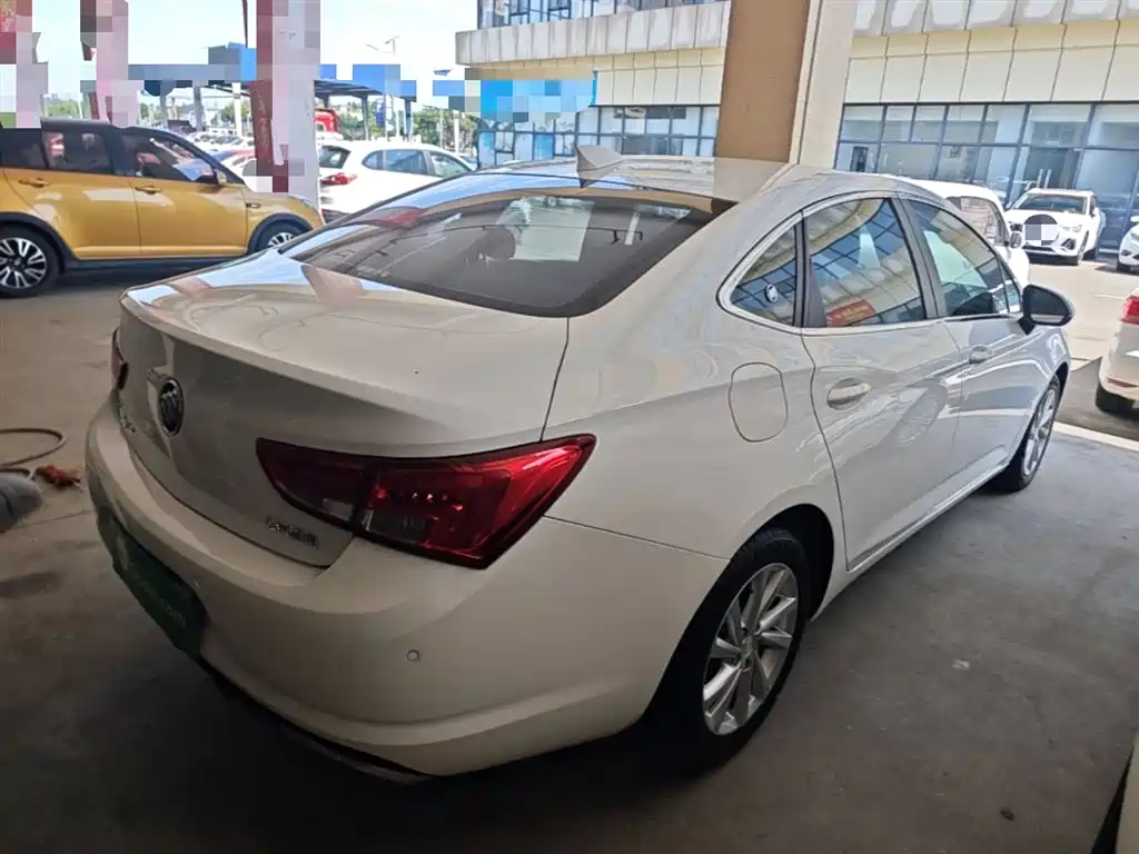 Buick Verano 2018 Sedan 15S Automatic Leading фото 7