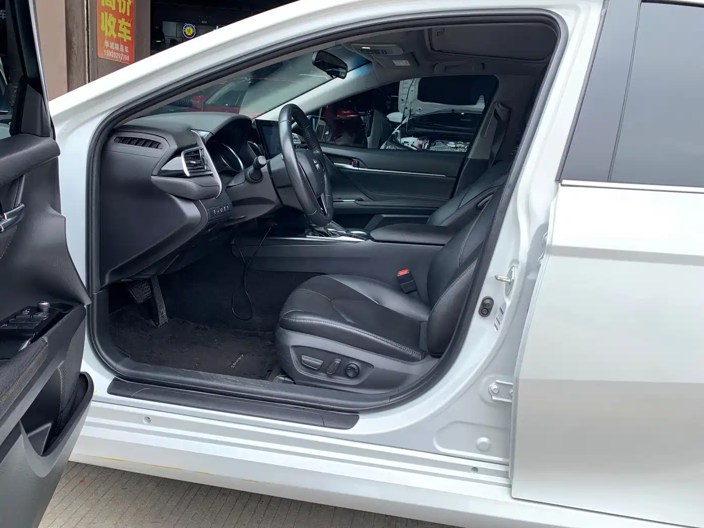 Toyota Camry 2022 2.0GVP Leading Edition фото 6