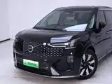 Фото 3 - Volvo EM90