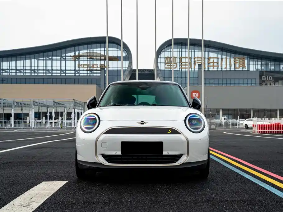 MINI ELECTRIC  COOPER