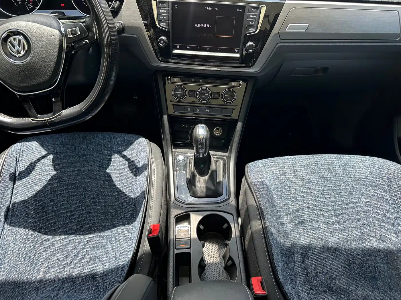 Volkswagen Touran 2018 Touran L 280TSI DSG Cross Edition 6-seater China VI фото 14