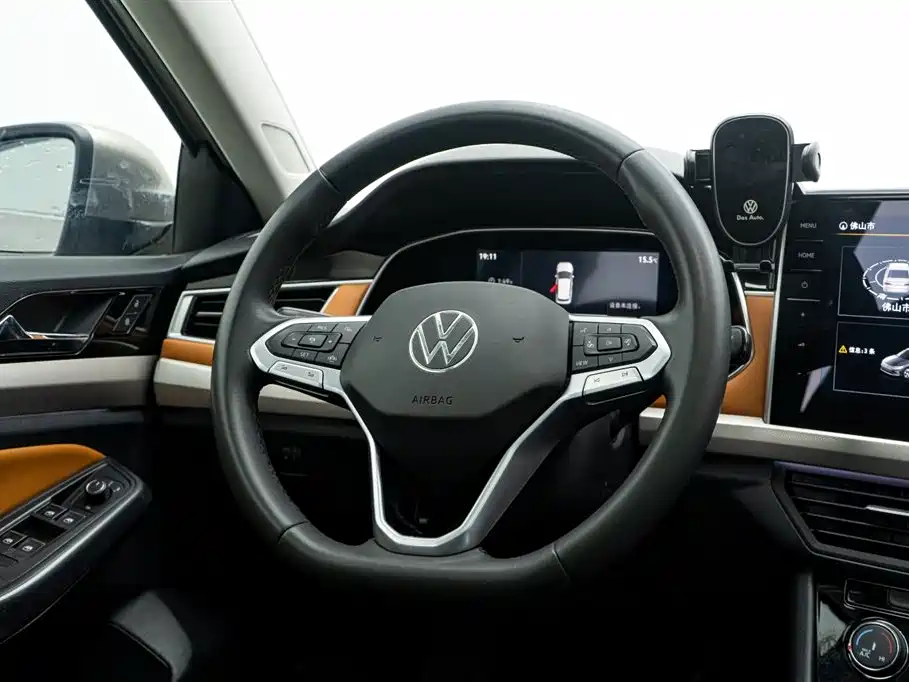 Volkswagen Bora 2023 200TSI DSG Smart Edition фото 23