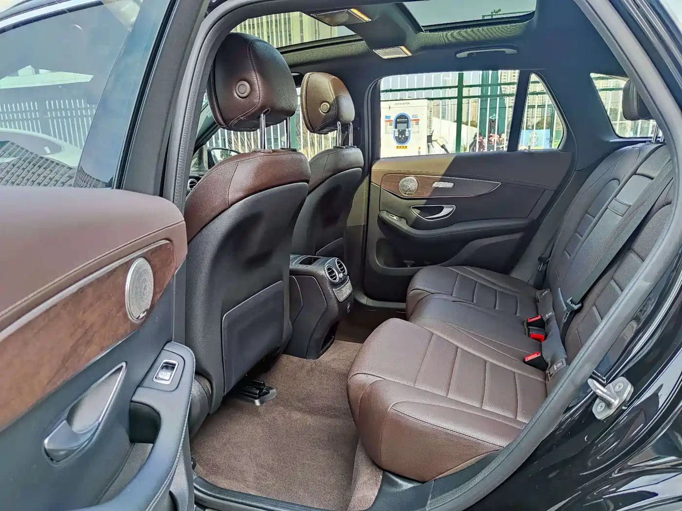 Mercedes-Benz GLC 2022 Model GLC 260 L 4MATIC Dynamic Edition фото 10