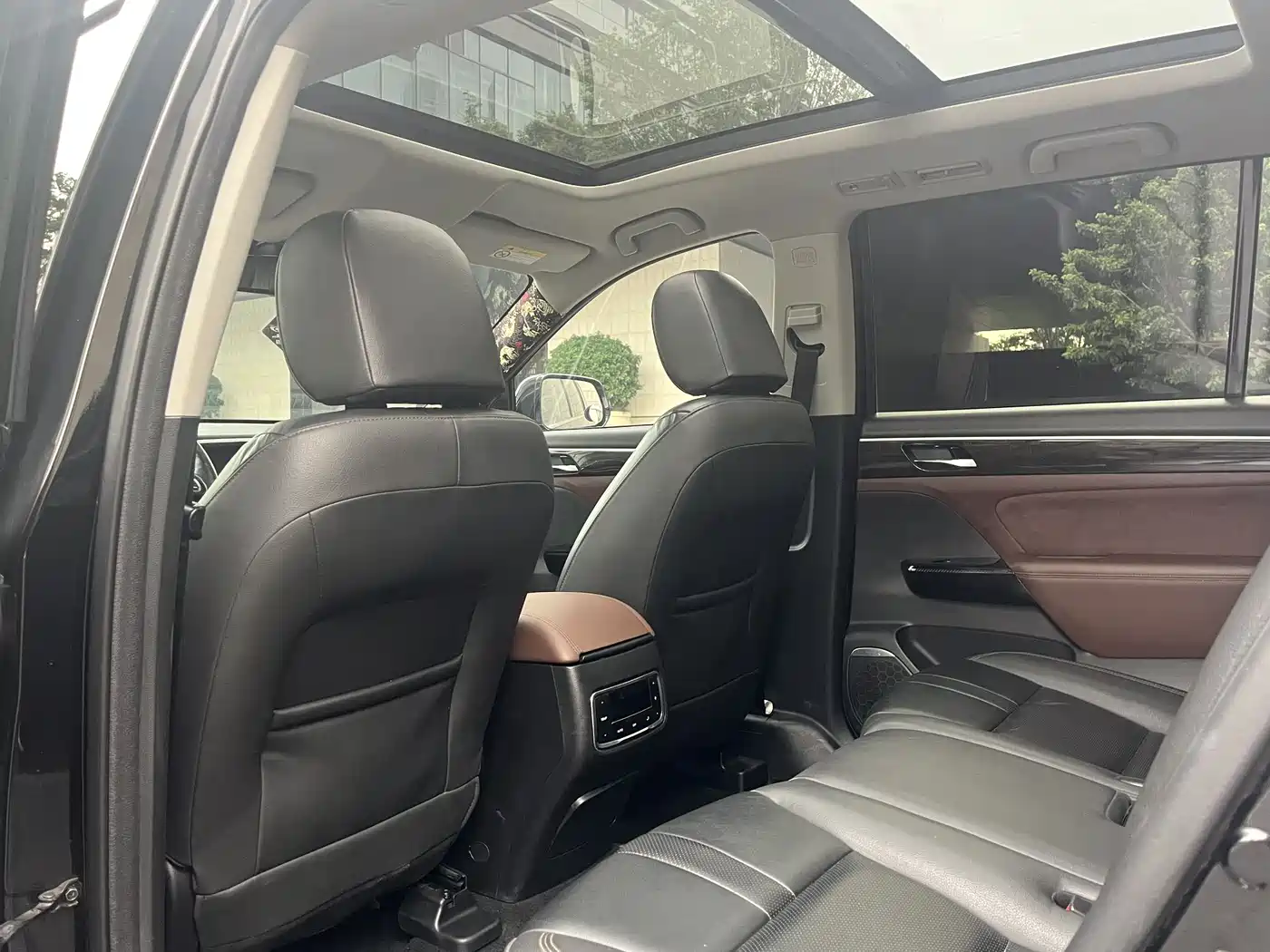 GAC Trumpchi Trumpchi GS8 2017 320T 2WD Luxury Smart Connect (7-seater) фото 15
