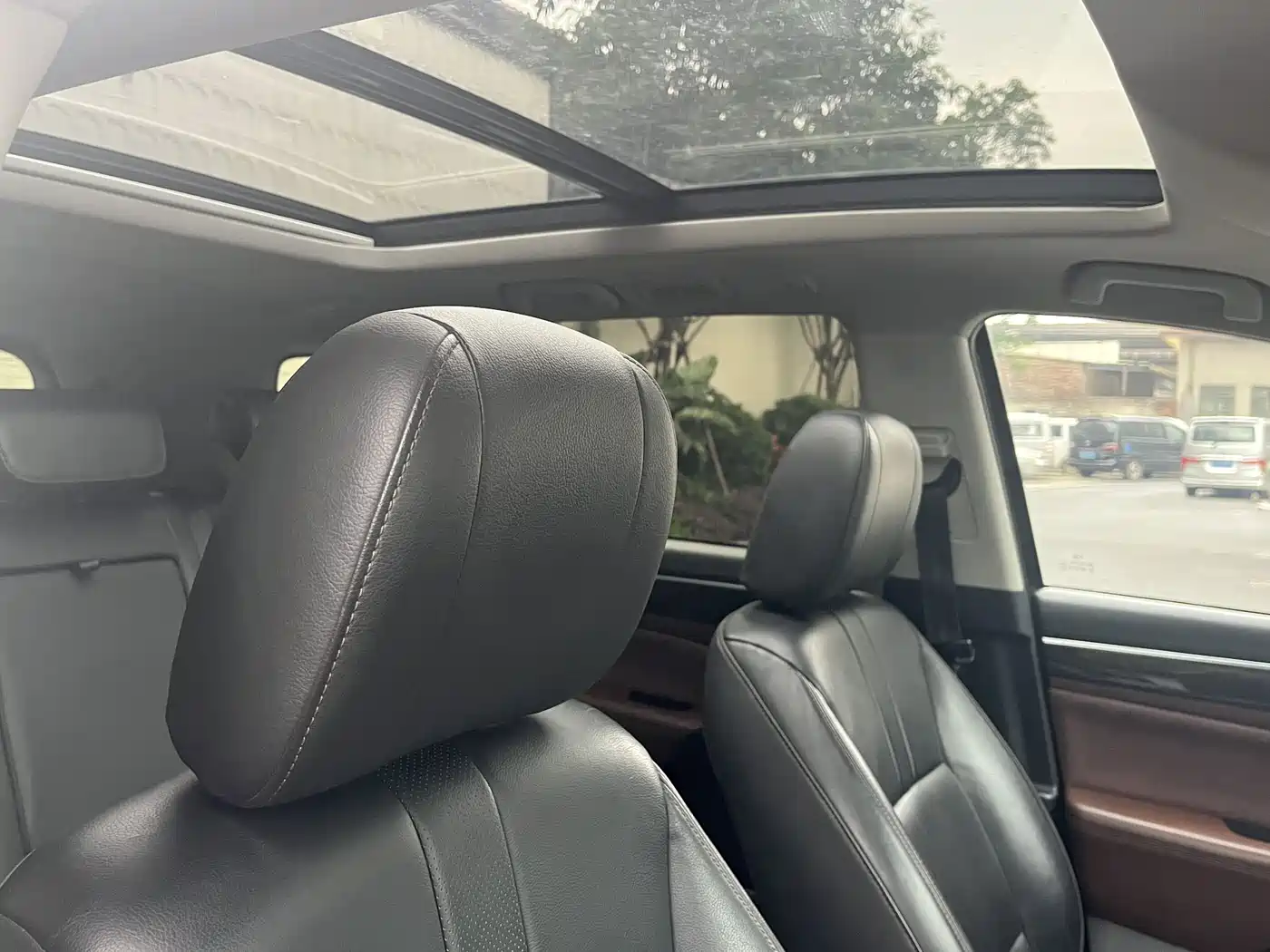 GAC Trumpchi Trumpchi GS8 2017 320T 2WD Luxury Smart Connect (7-seater) фото 25