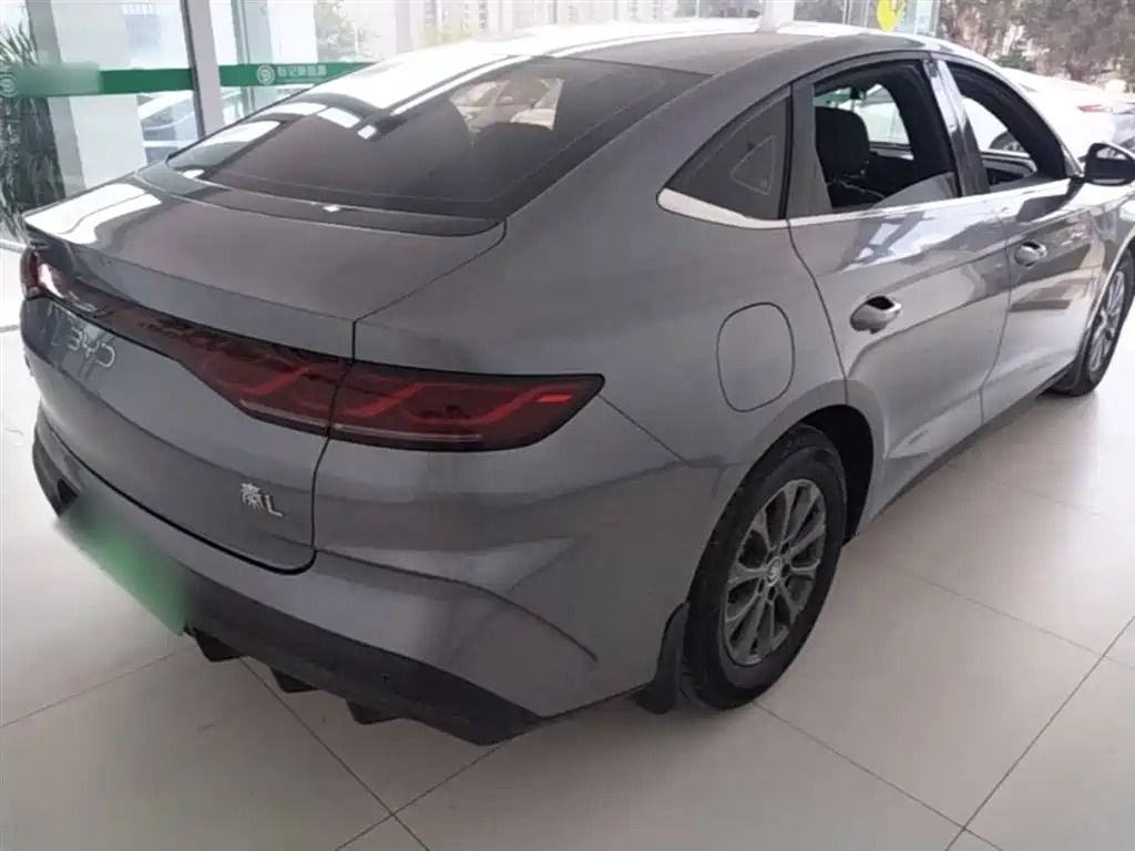 BYD Qin L 2024 DM-i 80KM Leading Edition фото 7