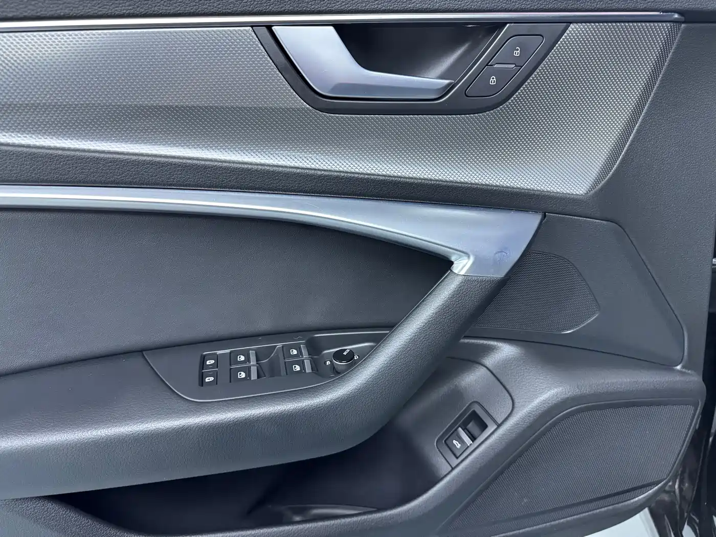 Audi A6L 2021 45 TFSI Exclusive Sport фото 5