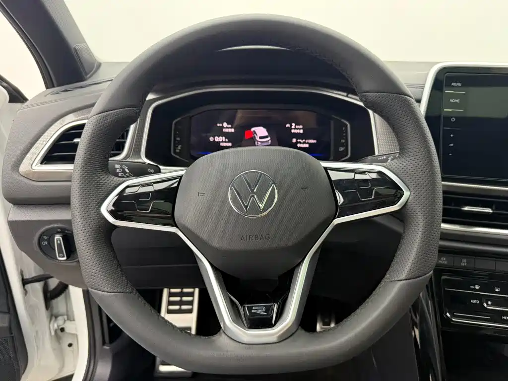 Volkswagen T-Roc, миниатюра 12