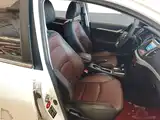 Фото 25 - Geely Vision