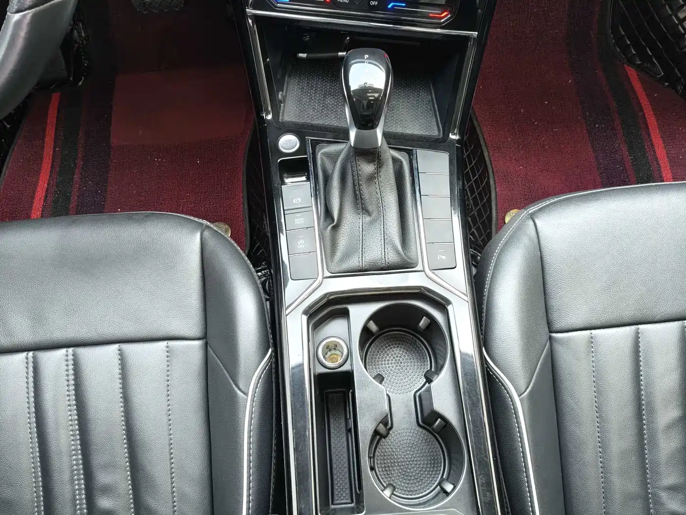 Volkswagen Passat 2022 330TSI Starlight Elite Edition фото 17