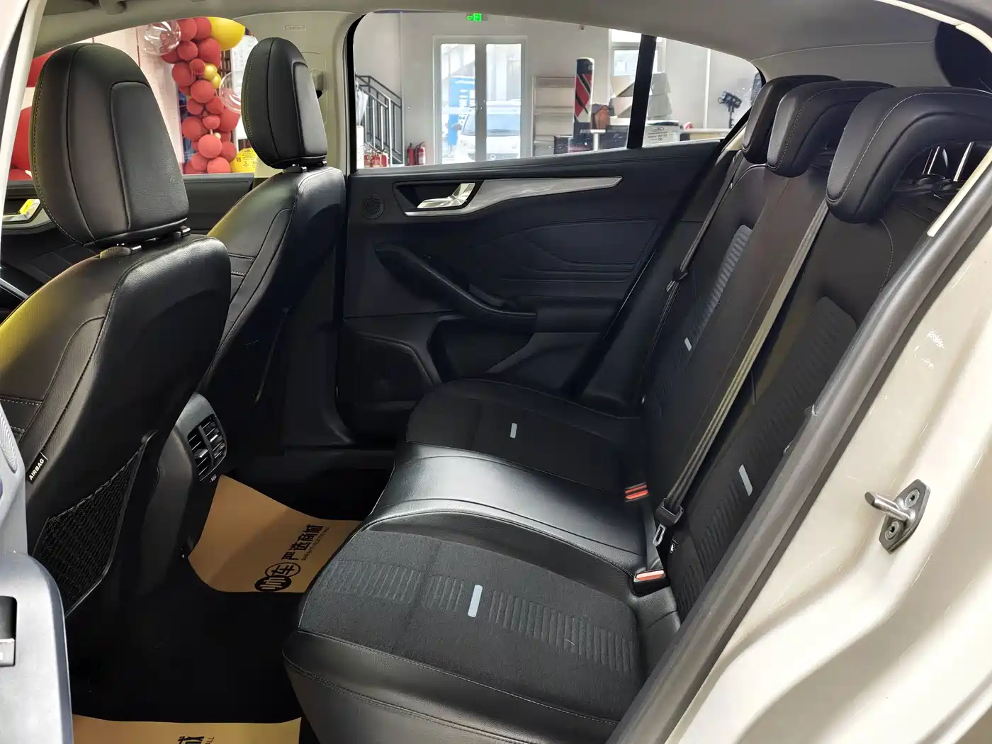 FORD FOX ACTIVE