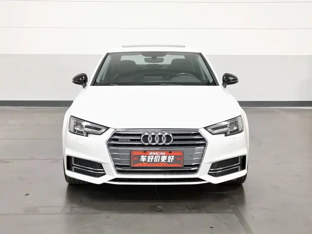Photo 3 - Audi A4L