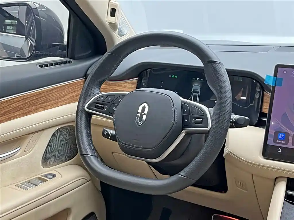 AITO Wenjie AITO M7 2022 1.5T AWD Luxury Edition фото 26