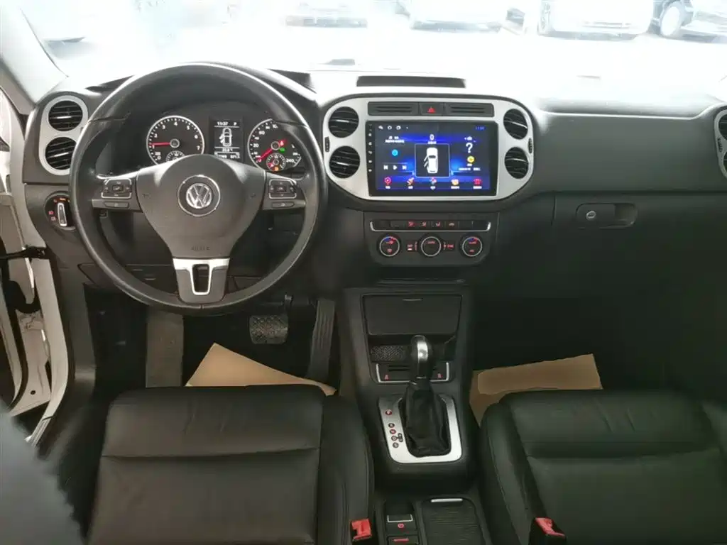 Volkswagen Tiguan 2015 1.8TSI Automatic 2WD Comfortline фото 10