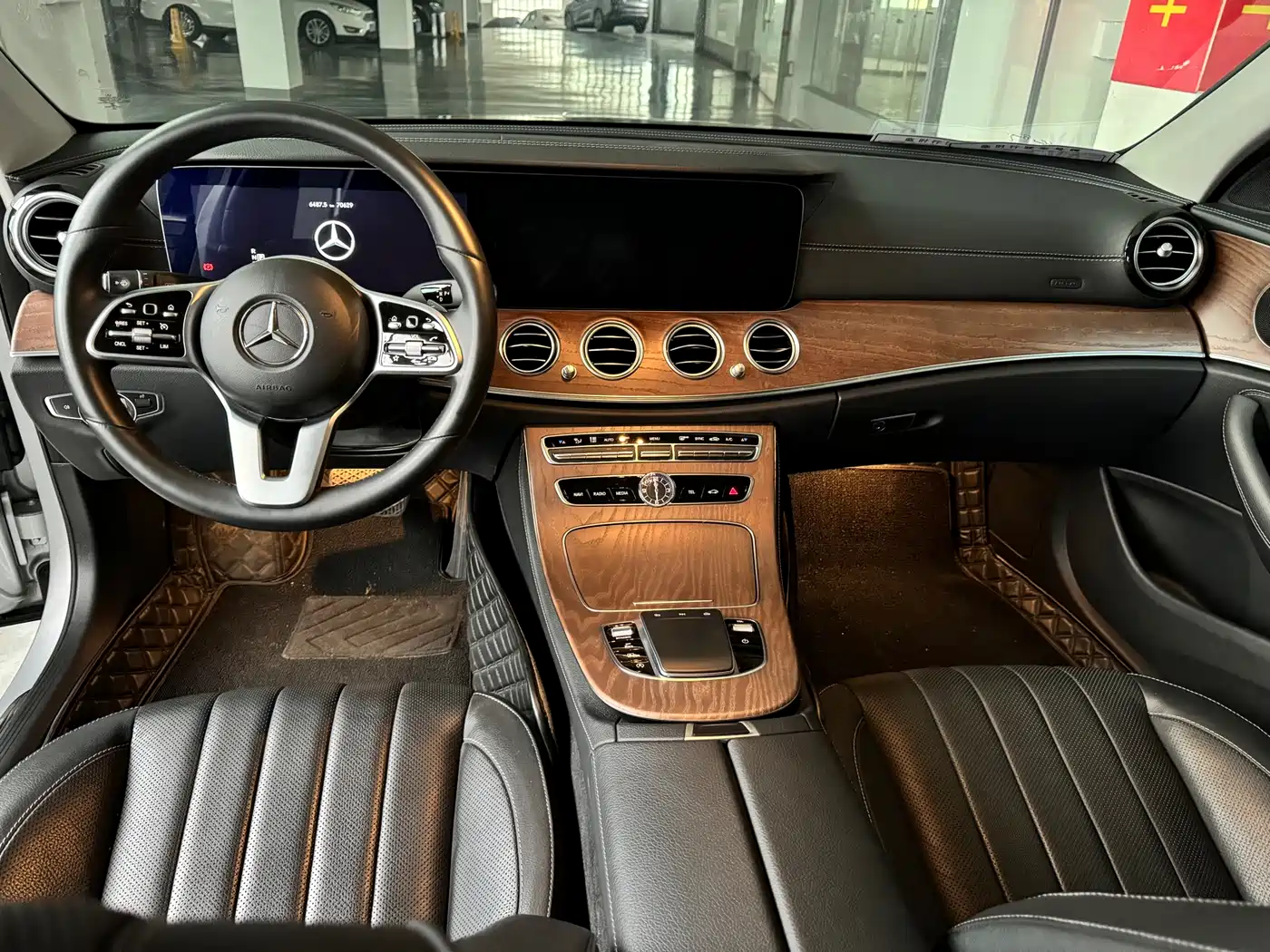 Mercedes-Benz E-Class 2020 E 300 L Fashion фото 8