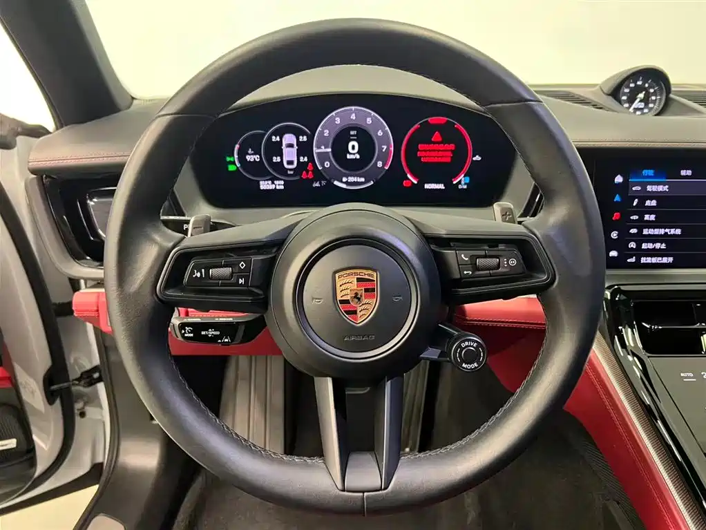 صورة 26 - Porsche Panamera
