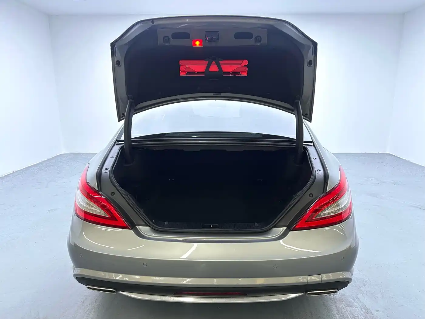 Mercedes-Benz CLS 2012 CLS 300 CGI фото 12