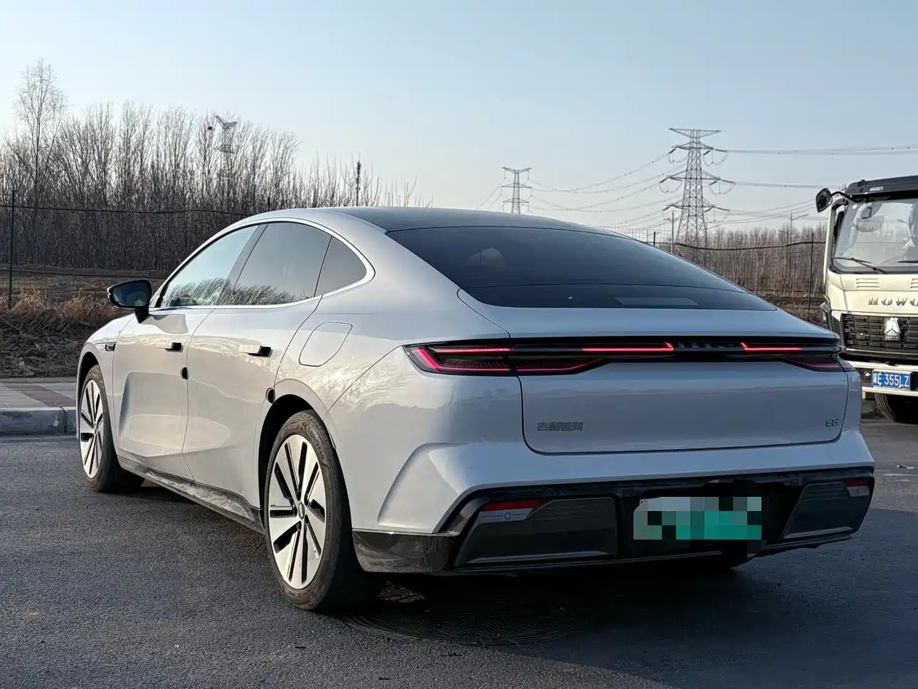 GEELY GALAXY GALAXY E8