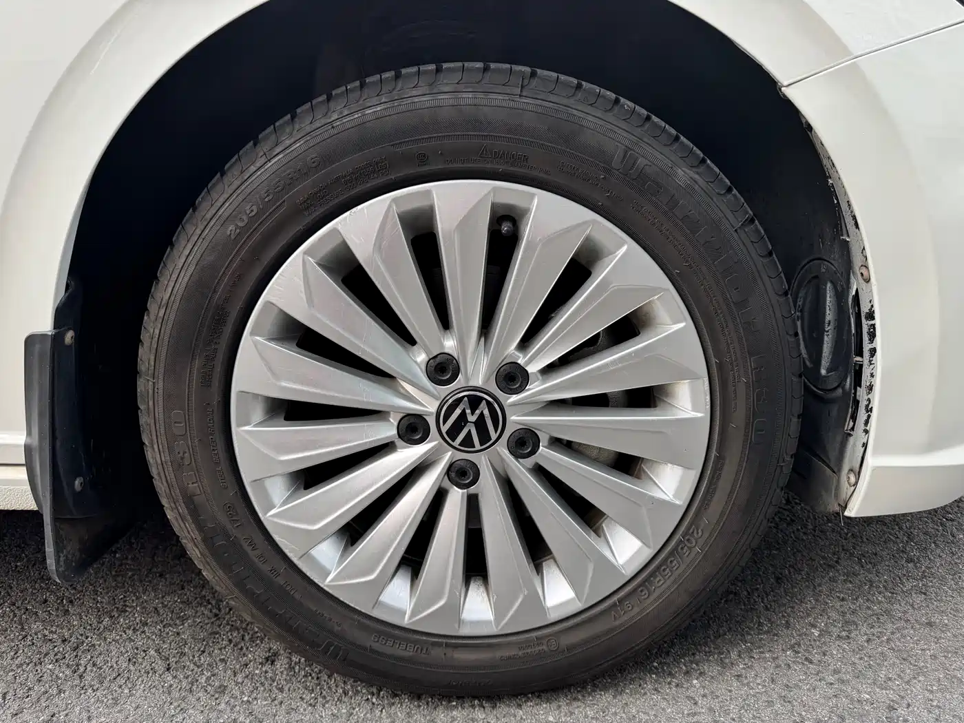 Volkswagen Lavida 2021 280TSI DSG Comfort Edition фото 23