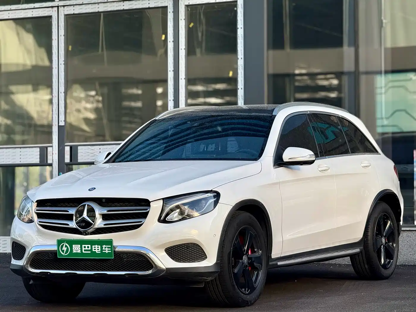 Mercedes-Benz GLC 2016 GLC 260 4MATIC Luxury