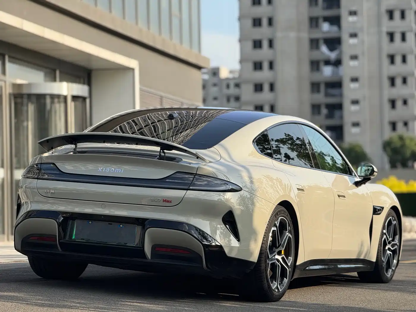 XIAOMI CAR XIAOMI SU7