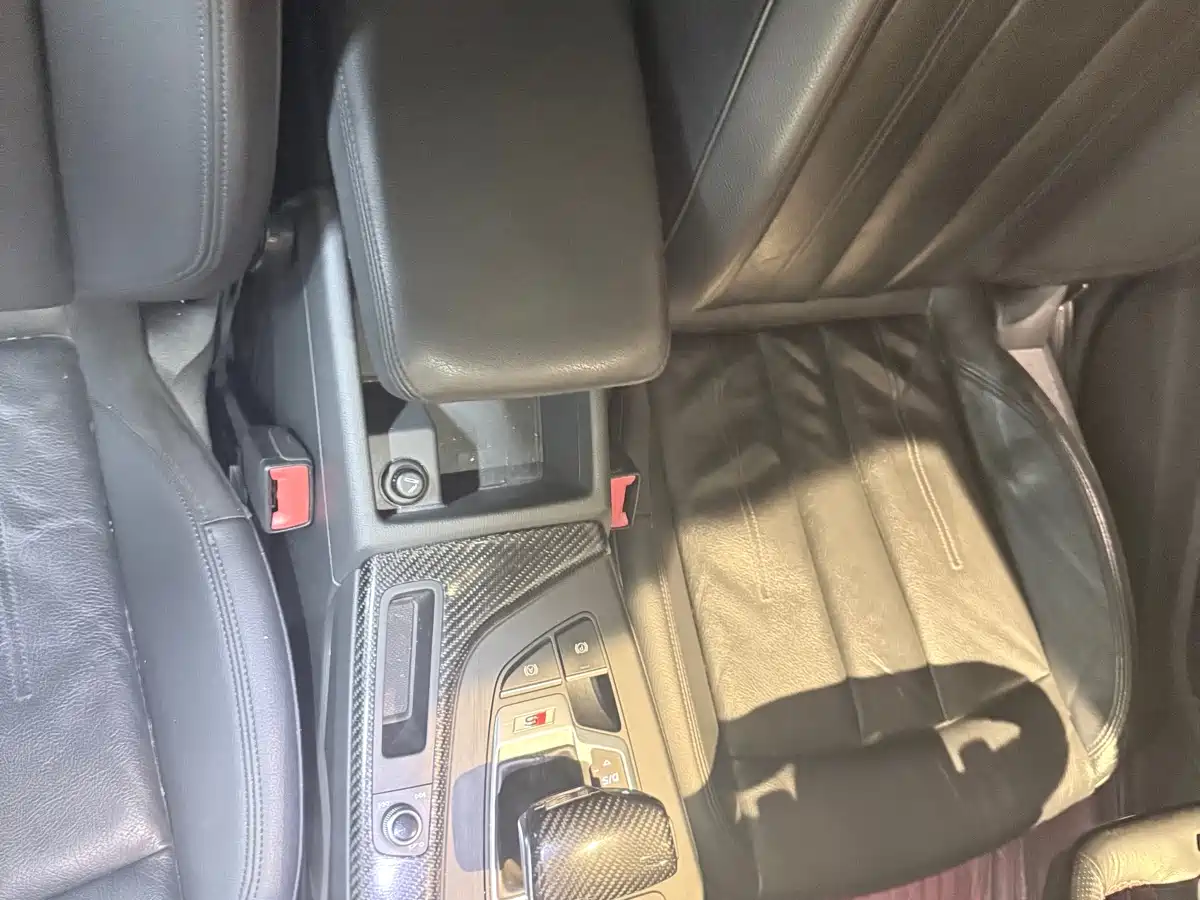 Audi A5 (Import) 2019 Sportback 40 TFSI Fashion фото 15