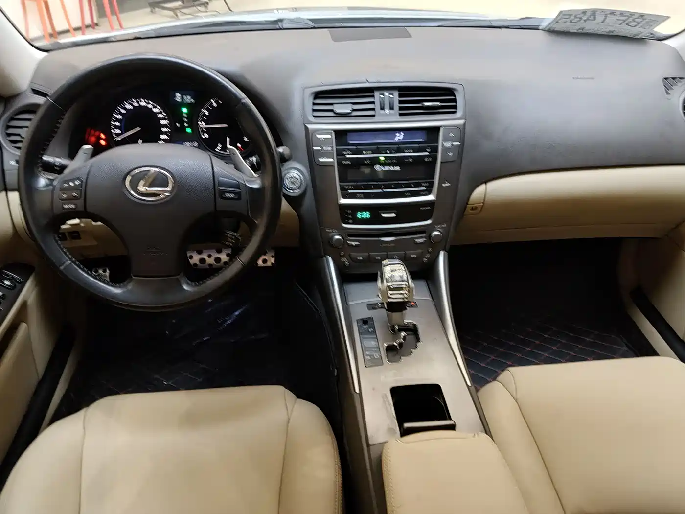 Lexus IS 2009 300 Dynamic Edition фото 11